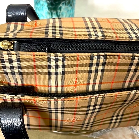 💗AUTHENTIC 💗 BURBERRY tote - Picture 7 of 17